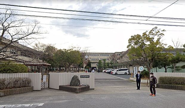 周辺環境-中学校(1300m)春日部市立緑中学校