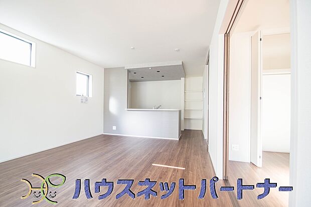 充実した生活は伸びやかな居室空間から始まります。快適に・伸びやかに。心の潤いを求める方々へ。