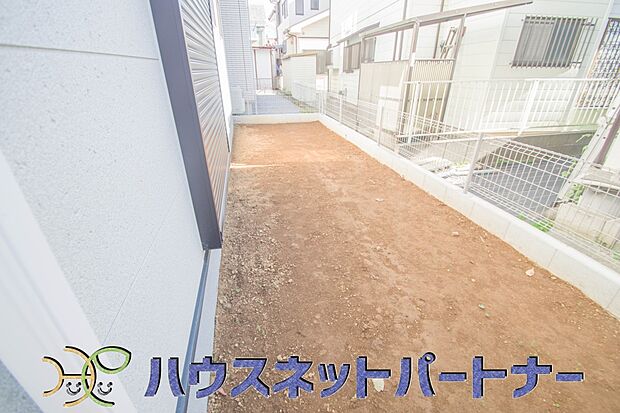 庭がある戸建てに住む楽しみのひとつは、自分たちの好みに合わせて、家庭菜園や庭づくりができることでしょう。自由自在に庭をコーディネートしてみませんか。