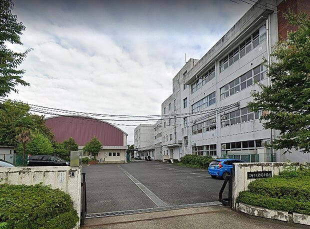 周辺環境-小学校(1200m)三郷市立前間小学校