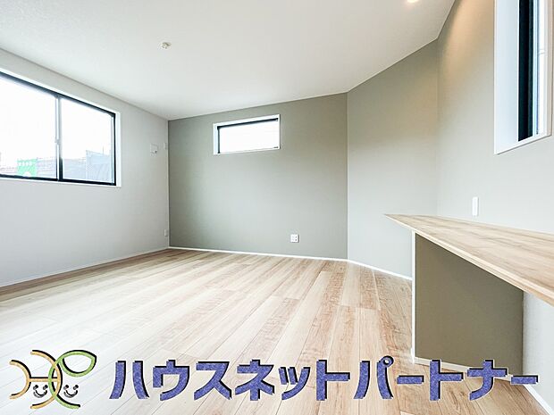 通風・採光に優れ、心地よい光と風が溢れています。 贅沢で豊かな居住性と、プライドを満たすクオリティが見事に調和した住空間。新築ならではの快適なひとときをご体感頂ける筈です。