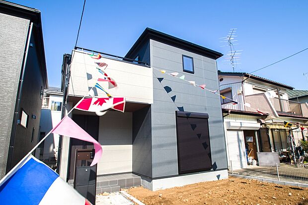 家族の温かさと陽光の暖かさ、楽しい毎日と明るい未来を予感させる「空間が織り成すひとつ先の住み心地」を演出します。