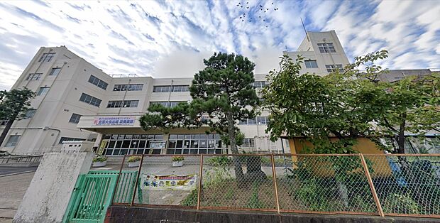 周辺環境-中学校(3500m)八潮市立八條中学校