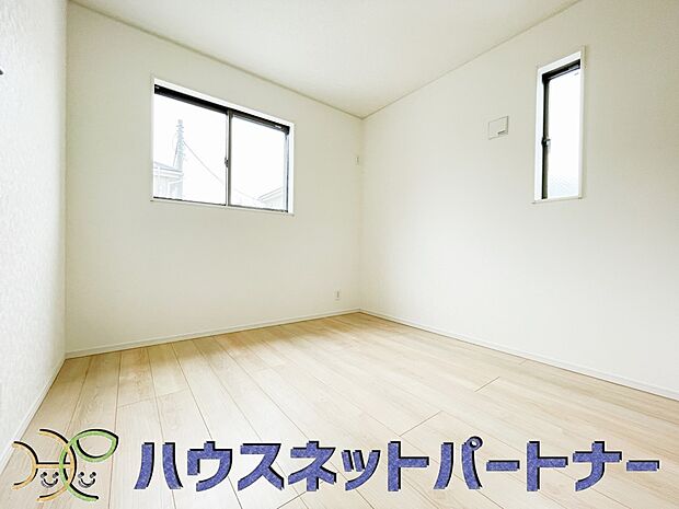 陽光も降り注ぐ明るく開放的な空間が魅力的。