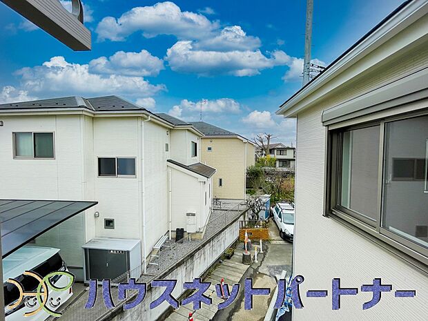 洗濯物を干したり、布団を干したり、ゴミを一時保管したり…