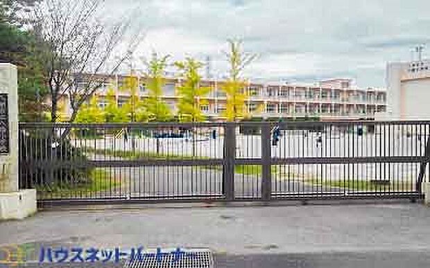 周辺環境-小学校(328m)八潮市立八幡小学校