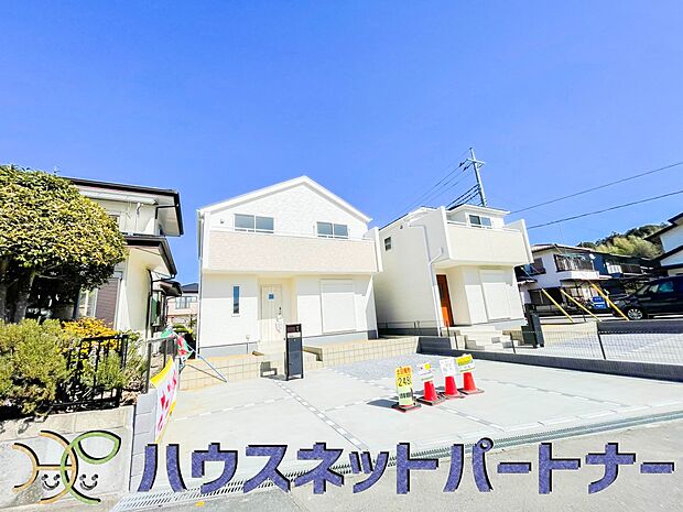 太陽に愛された邸は、陽当り・通風に優れた魅力的で快適さを追求した新築戸建でした。ここに住むからこそ意味がある。そんな特別感に浸りながら、毎日をお過ごしして欲しいです。