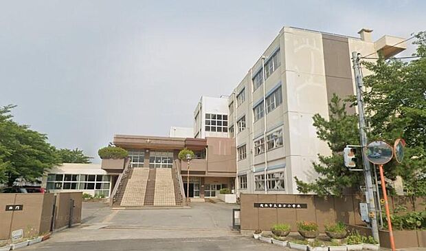 周辺環境-小学校(900m)越谷市立西方小学校