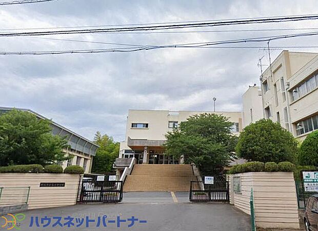 周辺環境-中学校(600m)越谷市立富士中学校