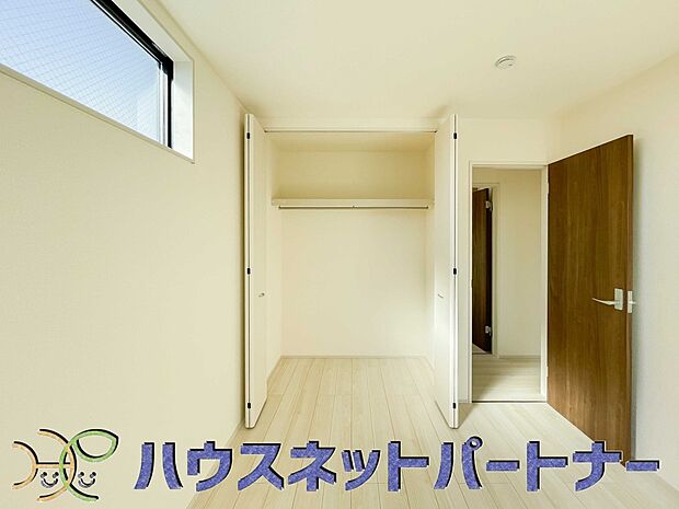 全室に収納が付いています。季節の衣替えも簡単にできますね。片付け上手になれそう。