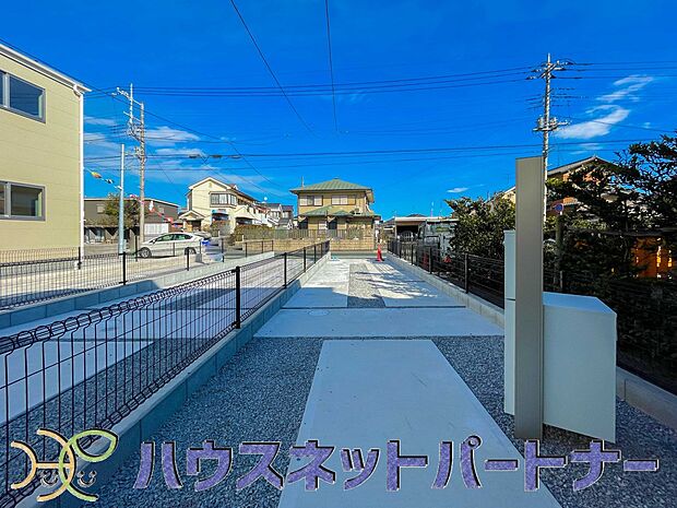 ここから始まる「日常」はご家族にとってかけがえのない時間となります。少しでも豊かに、快適に。そんな想いから本邸宅は生まれました。