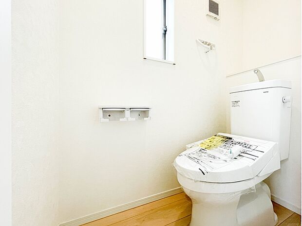 シャワートイレは嬉しい設備。これが無いと・・と思っている方って以外に多いですよね。