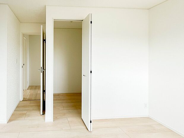 収納の多さにはびっくり。収納ってあればあるほど嬉しいですよね。