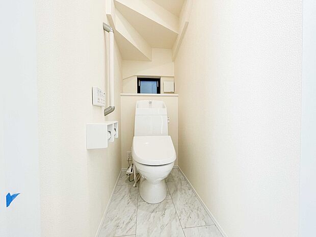 シャワートイレは嬉しい設備。これが無いと・・と思っている方って以外に多いですよね。