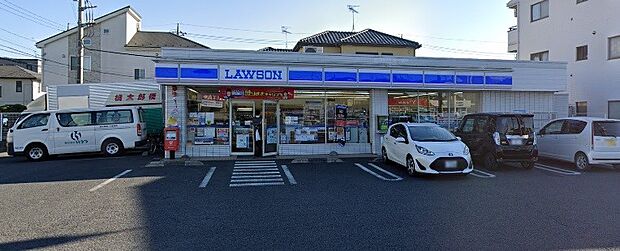 周辺環境-コンビニ(650m)ローソン 吉川栄町店