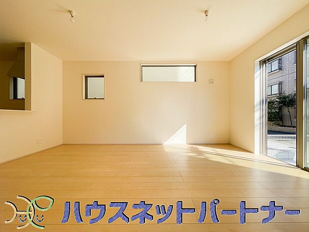 充実した生活は伸びやかな居室空間から始まります。快適に・伸びやかに。心の潤いを求める方々へ。