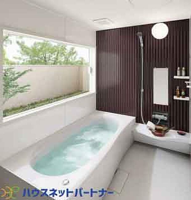 冬場にはヒヤッとしないように暖房機能、梅雨の時期には乾燥等、機能的で清潔感溢れる浴室。快適・清潔な空間で心も体もオフになる時間を楽しむことが可能です。