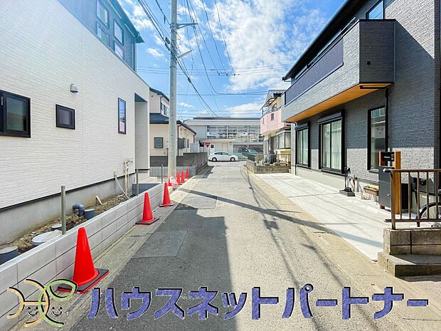 居住者の帰り、訪れる方を優しく迎える・安らぎに満ちた生活空間を予感させる。健やかな暮らしを楽しめそう。