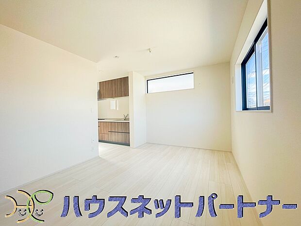 2階のリビング。風通しや採光にとても優れています。