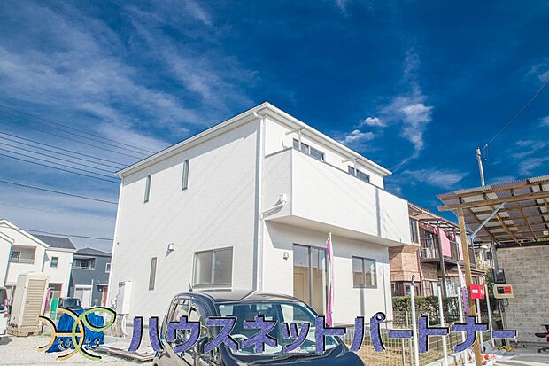 流行に左右されず、将来にわたって価値が継続する上質な佇まい。親しみやすさといった個性を演出してくれます。