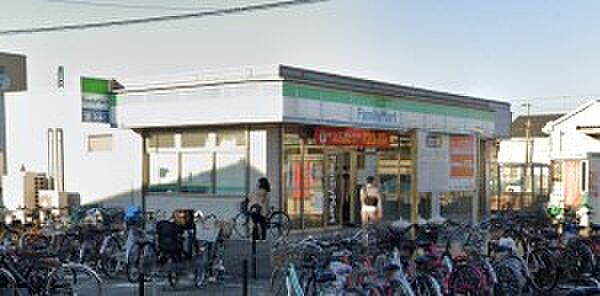 周辺環境-コンビニ(294m)ファミリーマート 梅郷駅前店