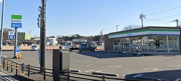 周辺環境-コンビニ(750m)ファミリーマート 野田梅郷南店