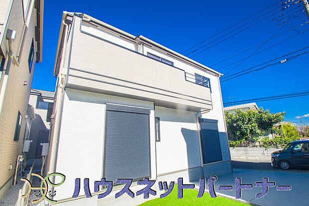 ここから始まる「日常」はご家族にとってかけがえのない時間となります。少しでも豊かに、快適に。そんな想いから本邸宅は生まれました。