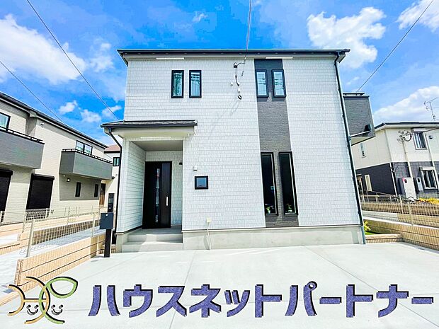 ここから始まる「日常」はご家族にとってかけがえのない時間となります。少しでも豊かに、快適に。そんな想いから本邸宅は生まれました。