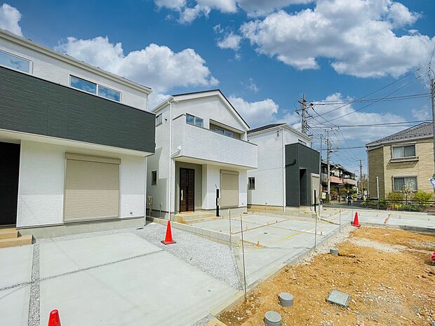 緑豊かな環境でライフワークが楽しみ。ご家族の安らぎをコンセプトに設計された住まいが誕生。