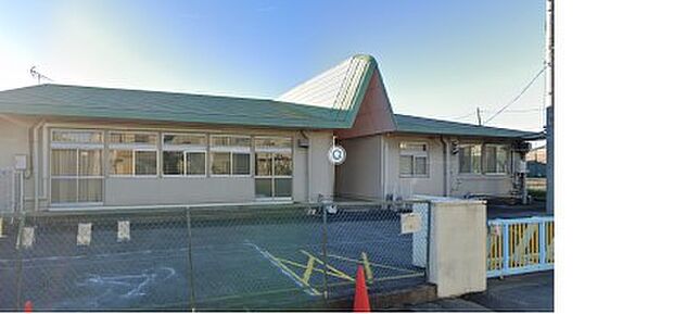 周辺環境-幼稚園・保育園(700m)越谷市立登戸保育所