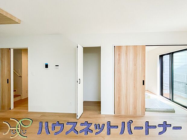 収納の多さにはびっくり。収納ってあればあるほど嬉しいですよね。