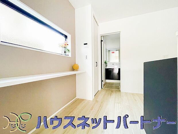 ＬＤＫにカウンターを設置する事で機能性と居住性をプラスしました。