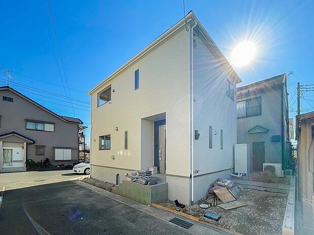 角地の陽だまりのお家。ご家族の安らぎをコンセプトに設計された住まいが誕生。