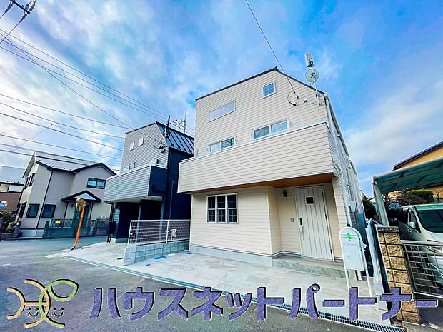 豊かで快適な暮らしを。ここから始まる「日常」はご家族にとってかけがえのない時間となります。少しでも豊かに、快適に。そんな想いから本邸宅は生まれました。