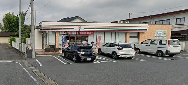 周辺環境-コンビニ(595m)セブンイレブン三セブン-イレブン 三郷鷹野3丁目店郷鷹野3丁目店