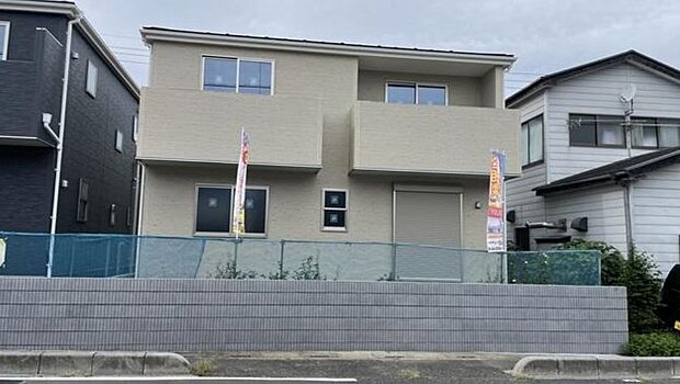 太陽に愛された邸は、陽当り・通風に優れた魅力的で快適さを追求した新築戸建でした。ここに住むからこそ意味がある。そんな特別感に浸りながら、毎日をお過ごしして欲しいです。