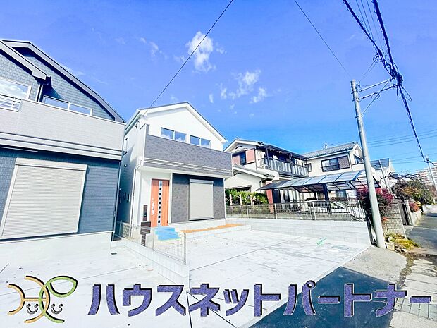 ここから始まる「日常」はご家族にとってかけがえのない時間となります。少しでも豊かに、快適に。そんな想いから本邸宅は生まれました。