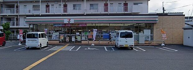 周辺環境-コンビニ(617m)セブン-イレブン 岩槻西原台1丁目店