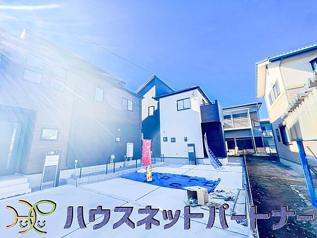 太陽に愛された邸は、陽当り・通風に優れた魅力的で快適さを追求した新築戸建でした。ここに住むからこそ意味がある。そんな特別感に浸りながら、毎日をお過ごしして欲しいです。