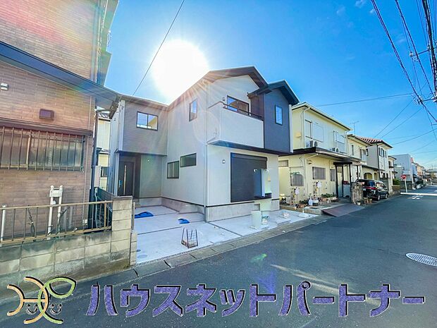 豊かで快適な暮らしを。ここから始まる「日常」はご家族にとってかけがえのない時間となります。少しでも豊かに、快適に。そんな想いから本邸宅は生まれました。