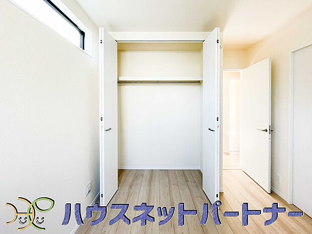 全室に収納が付いています。季節の衣替えも簡単にできますね。片付け上手になれそう。