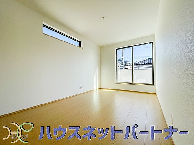 陽光も降り注ぐ明るく開放的な空間が魅力的。