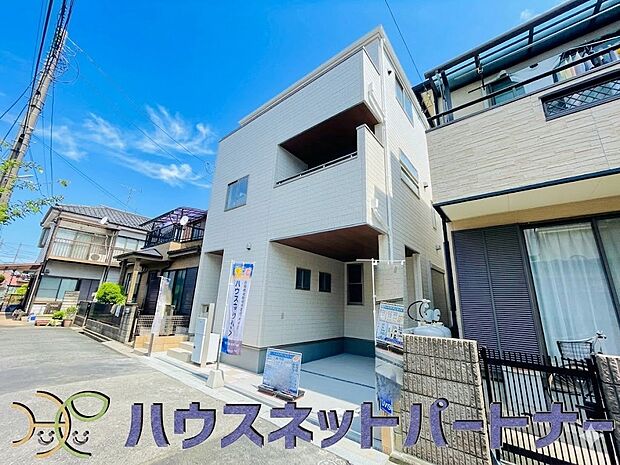 豊かで快適な暮らしを。ここから始まる「日常」はご家族にとってかけがえのない時間となります。少しでも豊かに、快適に。そんな想いから本邸宅は生まれました。