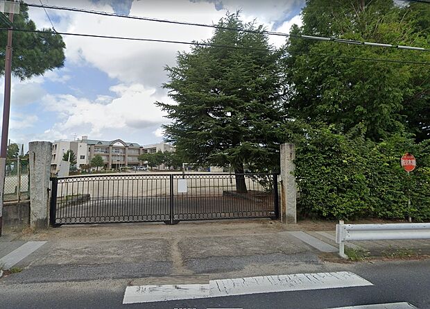 周辺環境-小学校(850m)越谷市立桜井小学校