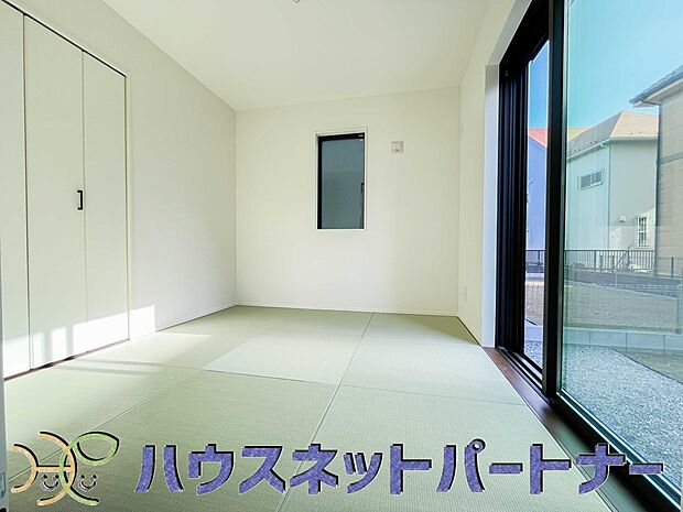 陽光も降り注ぐ明るく開放的な空間が魅力的。