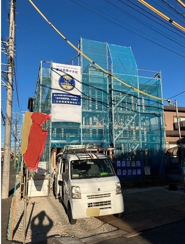 陽当りが良いと、洗濯物が乾きやすいですし、湿気やカビの心配も減るので快適です。寒い冬の日でも、日差しが届くと家の中が暖かくなりますね。