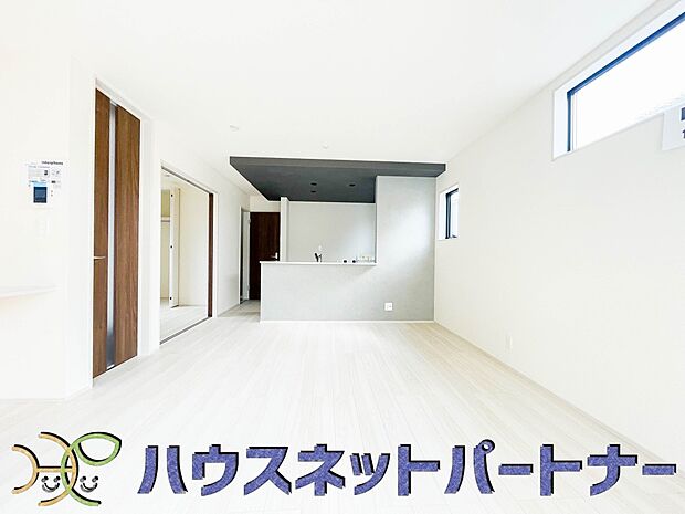 流行に左右されず、将来にわたって価値が継続する「上質」な佇まい。おしゃれな雰囲気や自然の潤い、親しみやすさといった個性を、街に新たな価値をもたらし続ける。