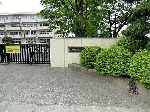 周辺環境-小学校(950m)さいたま市立上里小学校