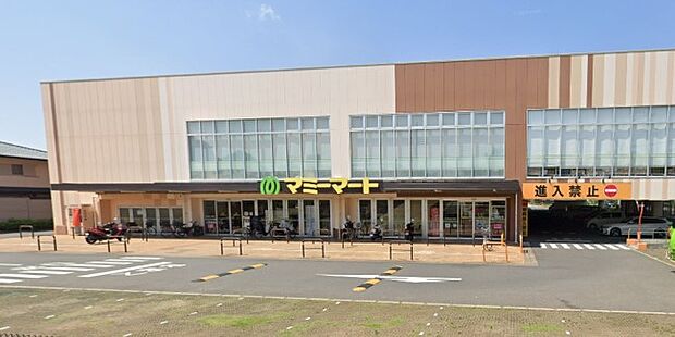 周辺環境-スーパー(700m)マミーマート 三室山崎店