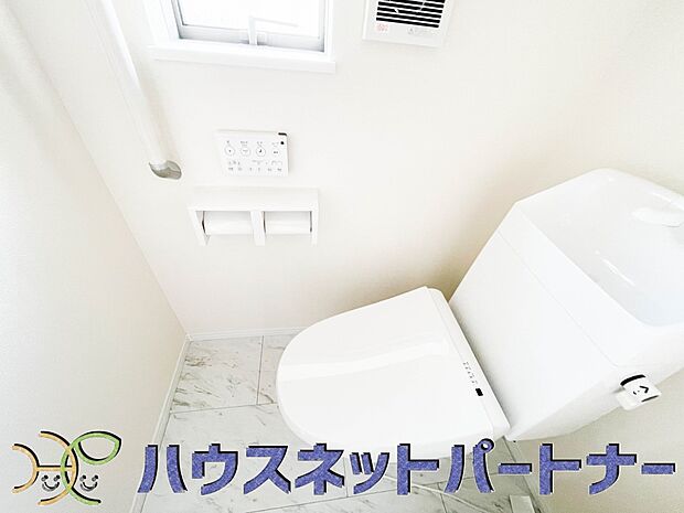 シャワートイレは嬉しい設備。これが無いと・・と思っている方って以外に多いですよね。